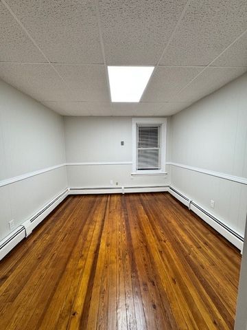 438 Pawtucket Avenue 2, Pawtucket, RI 02860