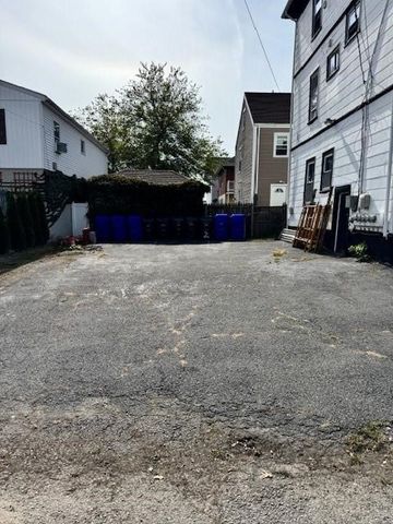 438 Pawtucket Avenue 2, Pawtucket, RI 02860