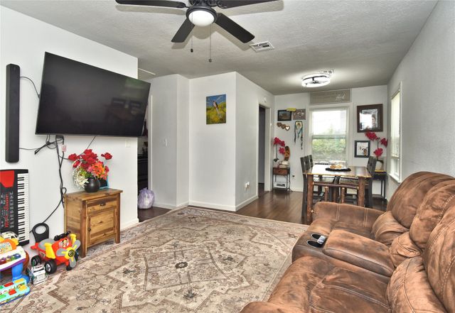 3216 E Oklahoma Place, Tulsa, OK 74110