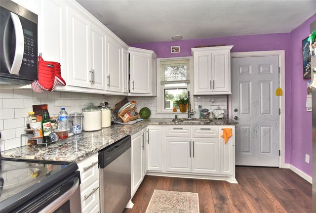3216 E Oklahoma Place, Tulsa, OK 74110