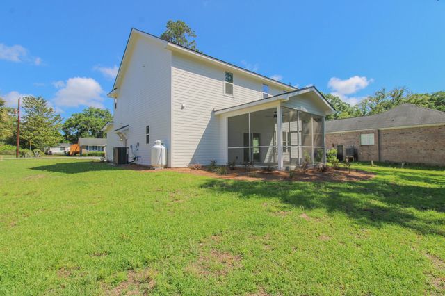 3633 Happyland Boulevard, Mount Pleasant, SC 29466