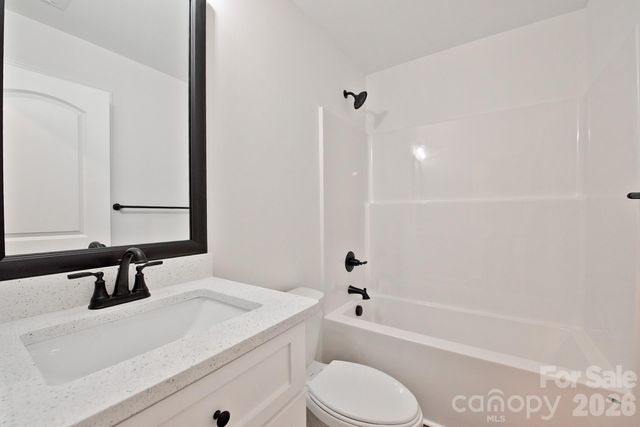 1209 Rogers Lake Road, Kannapolis, NC 28081