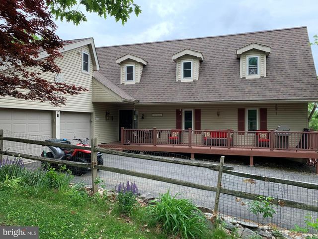 3205 ELY CT, Bushkill, PA 18324