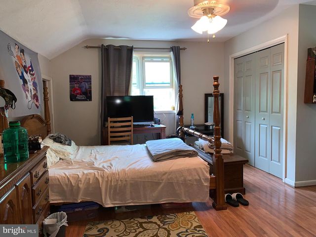 3205 ELY CT, Bushkill, PA 18324