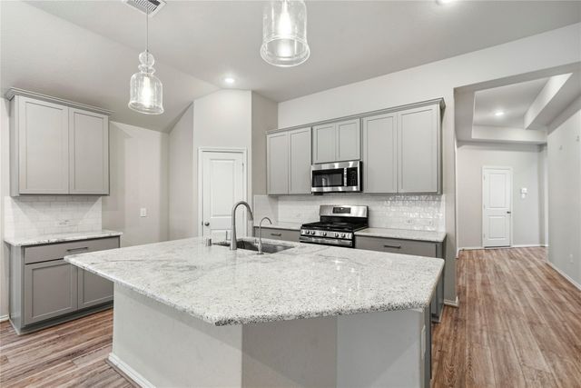 10818 Cassiopeia Creek Circle, Richmond, TX 77406