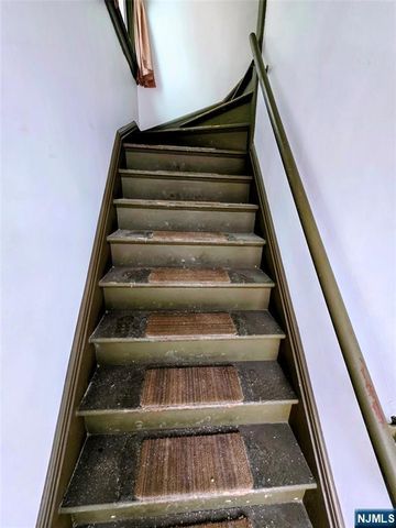 245 Beech 2, Kearny, NJ 07032