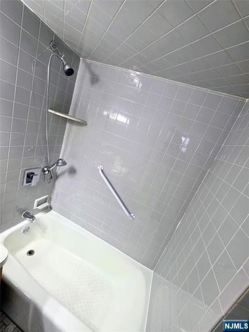 245 Beech 2, Kearny, NJ 07032