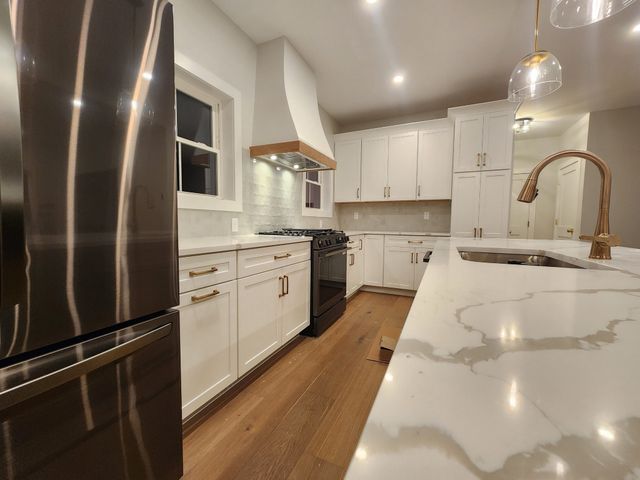 246 Winchendon Rd, Ashburnham, MA 01430