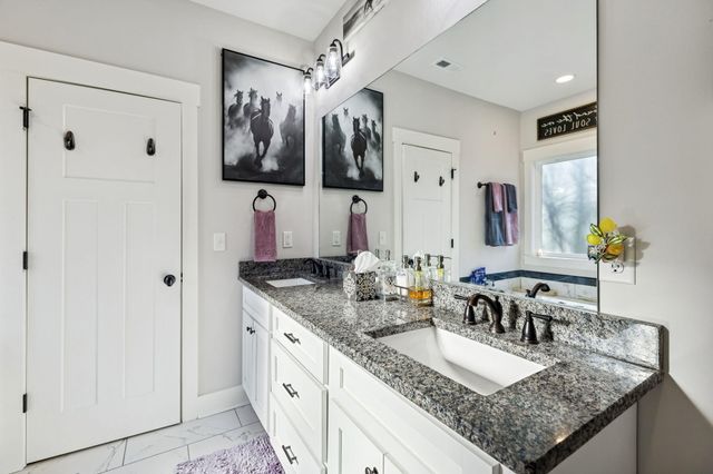 5599 Caney Ridge Circle, Ooltewah, TN 37363