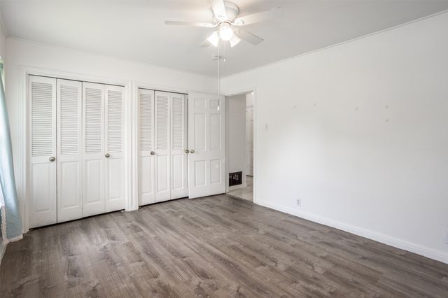215 E Tennie Street, Gainesville, TX 76240