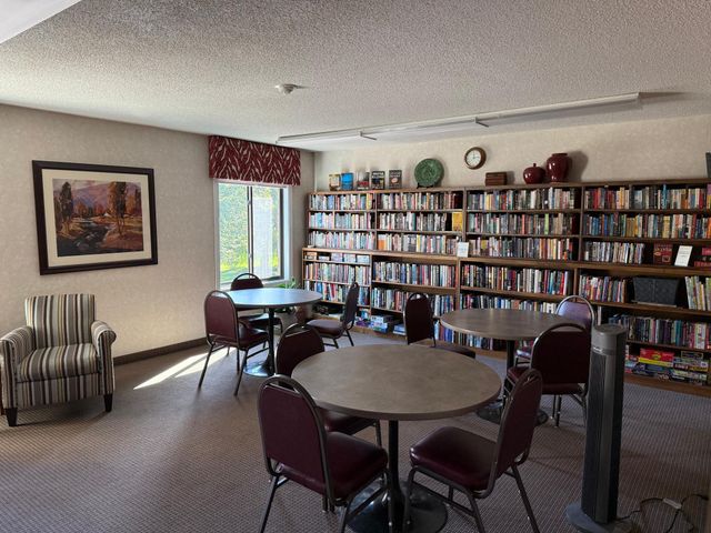 7520 Cahill Road 203A, Edina, MN 55439