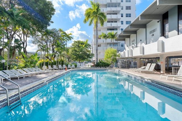 3703 NE 166th Street 808, North Miami Beach, FL 33160