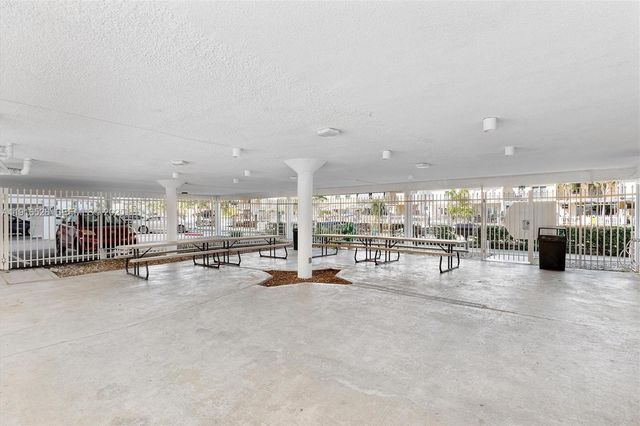 3703 NE 166th Street 808, North Miami Beach, FL 33160