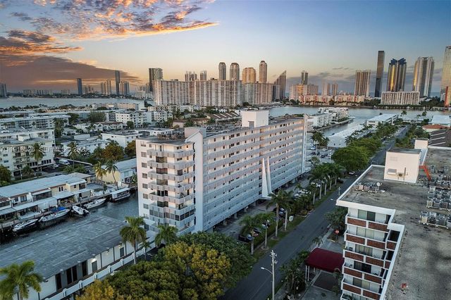 3703 NE 166th Street 808, North Miami Beach, FL 33160