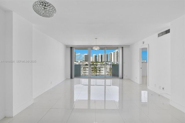 3703 NE 166th Street 808, North Miami Beach, FL 33160