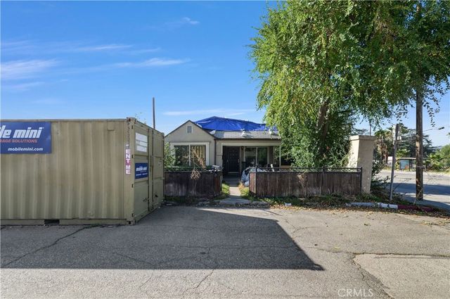 4 La Venezia Court, Altadena, CA 91001