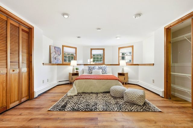 8 Phinney Rd, Lexington, MA 02421