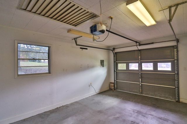 413 Springdale Dr., Enterprise, AL 36330