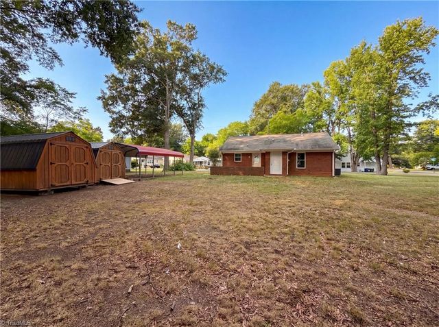 304 Field Street, Graham, NC 27253