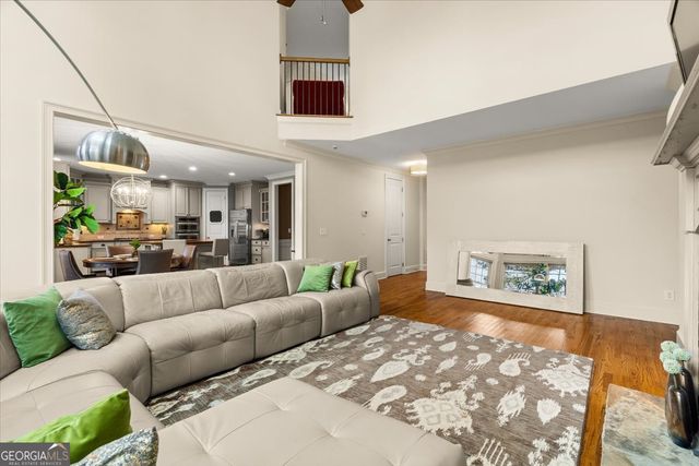 810 Forest Crossing Drive SW, Atlanta, GA 30331