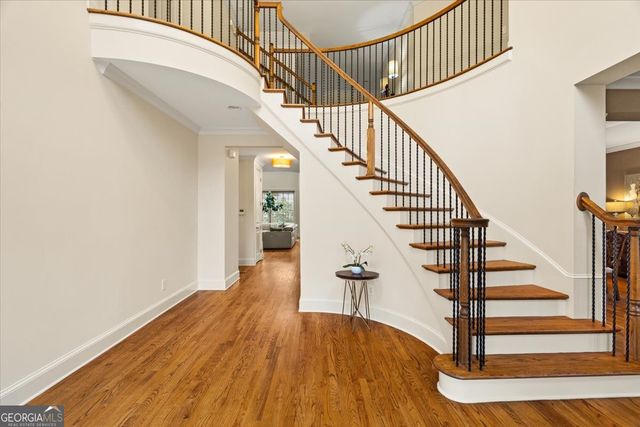 810 Forest Crossing Drive SW, Atlanta, GA 30331