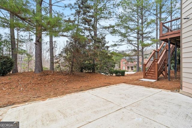 810 Forest Crossing Drive SW, Atlanta, GA 30331
