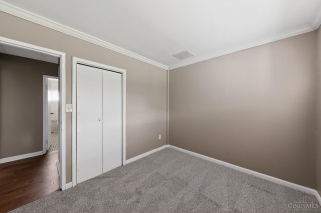 8877 Balboa Drive, Springfield Twp., OH 45231