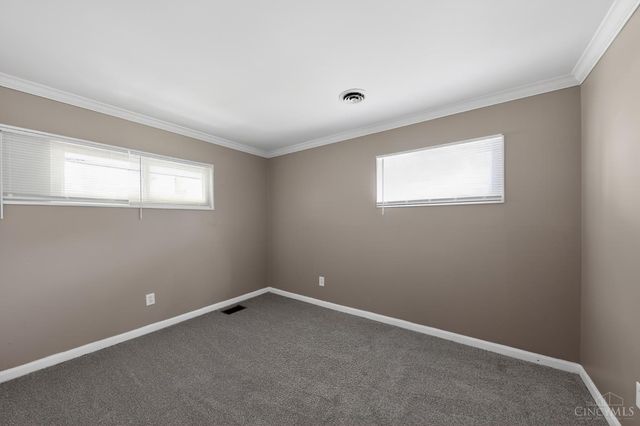 8877 Balboa Drive, Springfield Twp., OH 45231