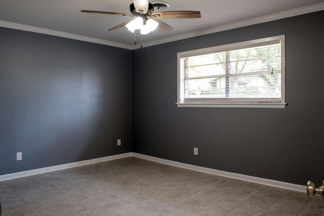 2011 Wood Place, Longview, TX 75601