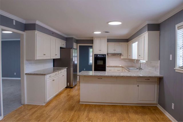 2011 Wood Place, Longview, TX 75601