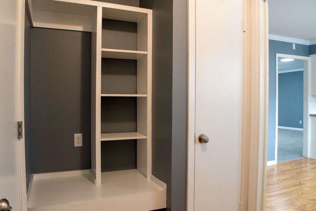 2011 Wood Place, Longview, TX 75601