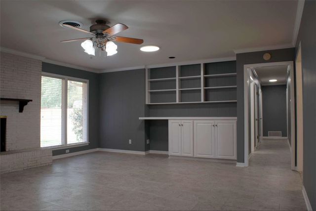 2011 Wood Place, Longview, TX 75601