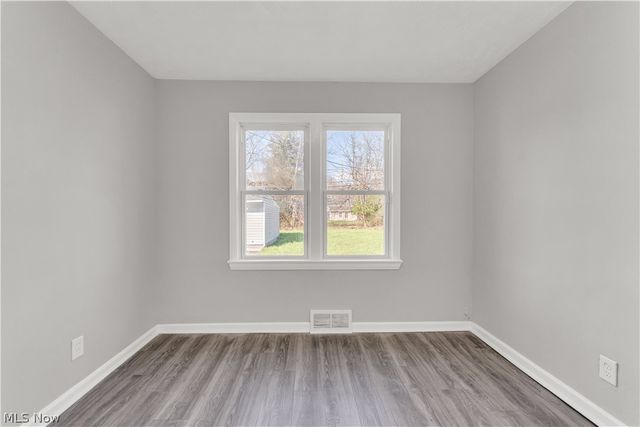 2521 Greenvale Road, Cleveland, OH 44121