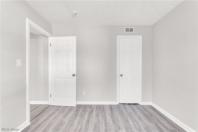 2521 Greenvale Road, Cleveland, OH 44121