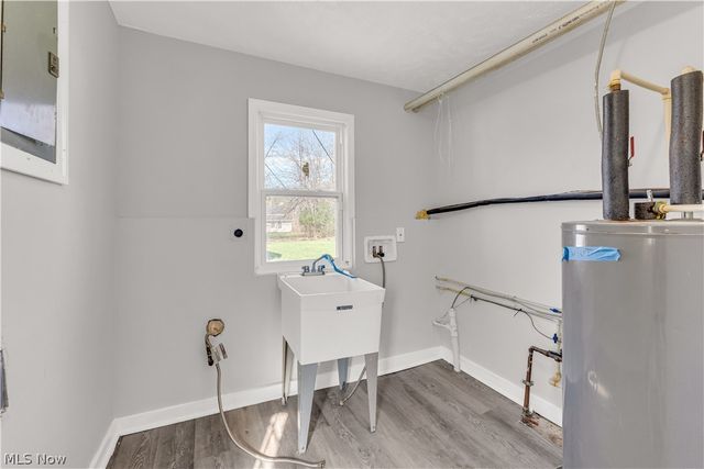 2521 Greenvale Road, Cleveland, OH 44121