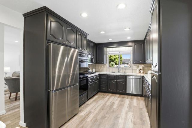 2948 Moss Point Drive, San Jose, CA 95127