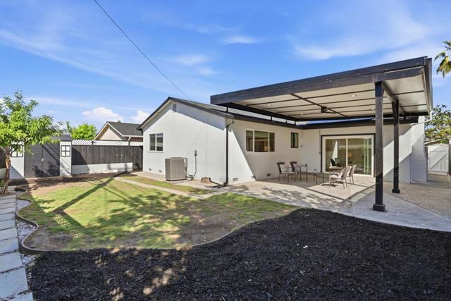 2948 Moss Point Drive, San Jose, CA 95127