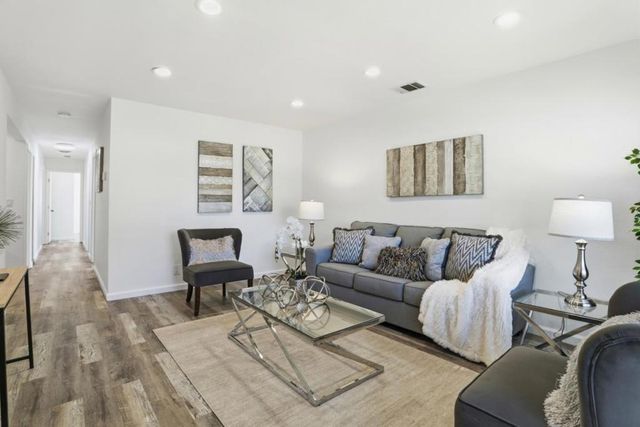 2948 Moss Point Drive, San Jose, CA 95127
