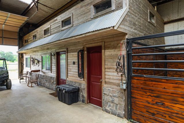 9940 Cole Road, Pilot Point, TX 76258