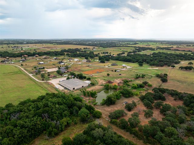 9940 Cole Road, Pilot Point, TX 76258