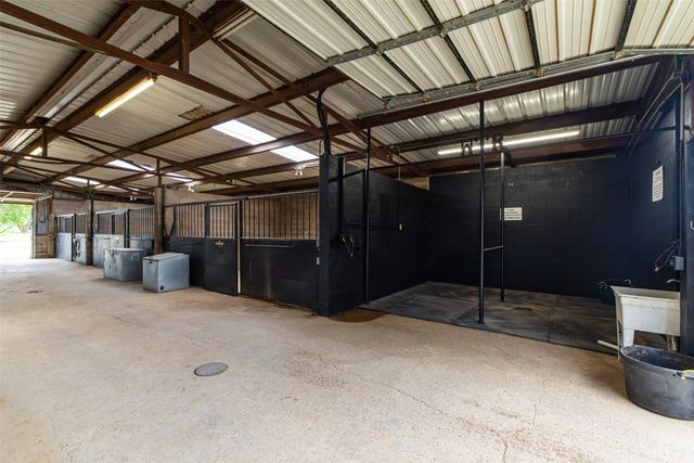 9940 Cole Road, Pilot Point, TX 76258