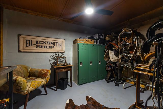 9940 Cole Road, Pilot Point, TX 76258