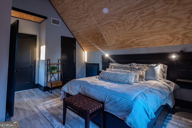 84 Ridge Line Trail, Ellijay, GA 30540