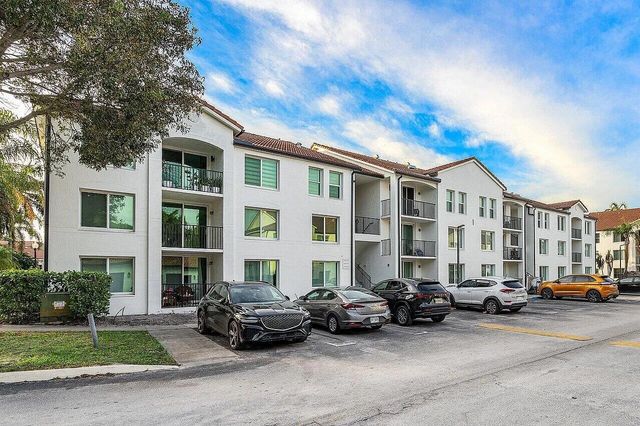 712 VILLA Circle, Boynton Beach, FL 33435