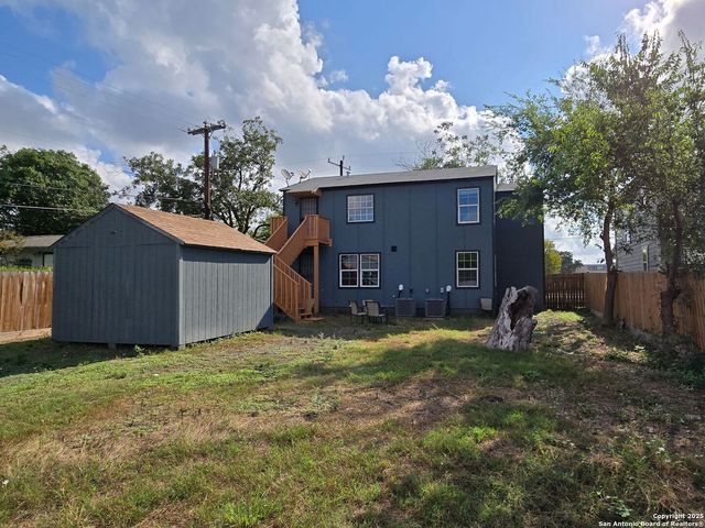 2815 S Pine, San Antonio, TX 78210