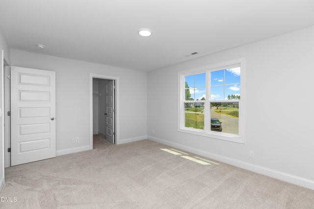 204 N Rabbit Run Drive, Smithfield, NC 27577