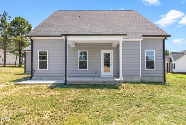 204 N Rabbit Run Drive, Smithfield, NC 27577