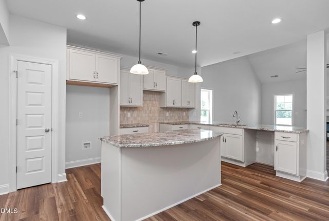 204 N Rabbit Run Drive, Smithfield, NC 27577