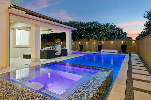 1910 Mystic Arbor Lane, Houston, TX 77077