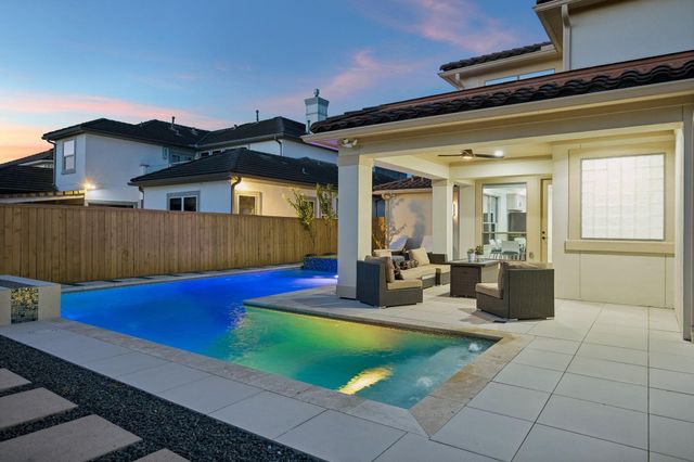 1910 Mystic Arbor Lane, Houston, TX 77077
